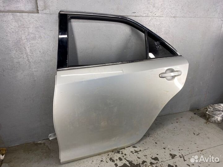 Задняя Левая Дверь Toyota Camry 50 55