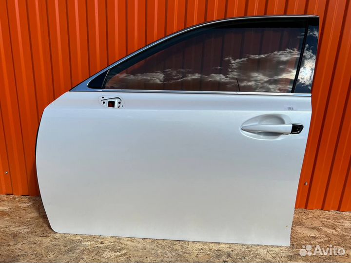Дверь передняя левая Lexus GS 4