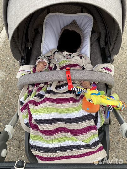 Прогулочная коляска stokke trailz