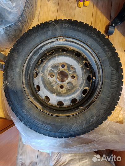 Hankook Winter I'Pike RS2 W429 175/70 R13 82T