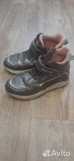 Ботинки утепленные