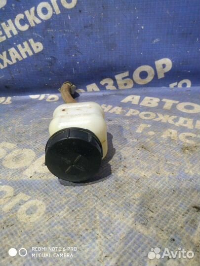 Бачок сцепления Ваз Лада 2104 универсал 2106 2010
