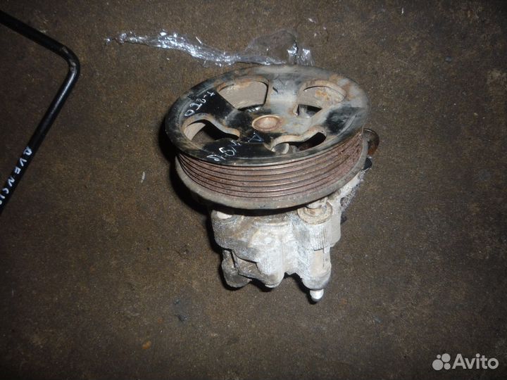 Насос гур тойота авенсис 2004 год 2 литра