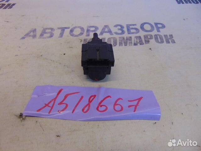 Датчик включения стопсигнала для Skoda Fabia 2 20