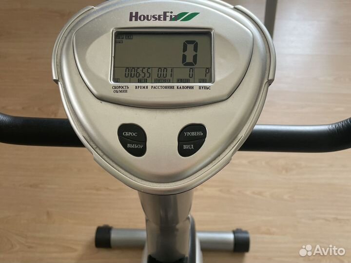 Велотренажер HouseFit