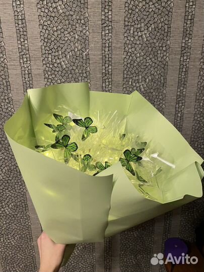 Букет из бабочек светящийся