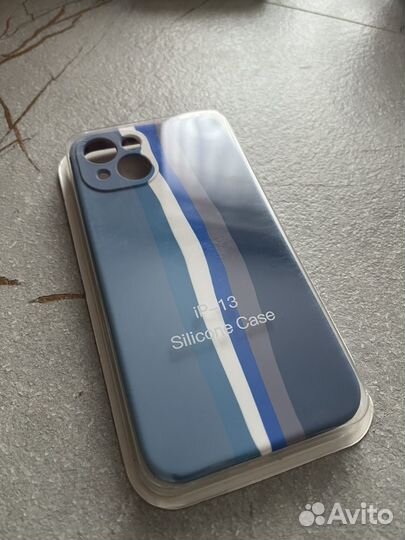 Чехол на iPhone 13