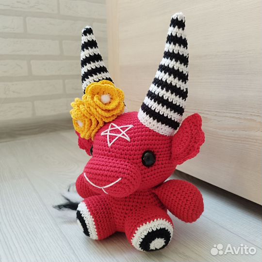Бафомет, Вязанная игрушка амигуруми