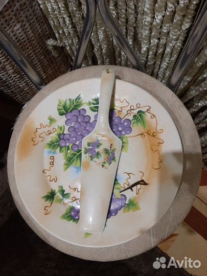 Посуда,полицейская машина,кружки