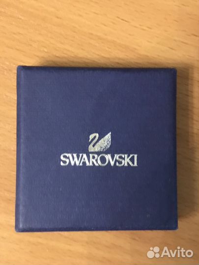 Пусеты сваровски