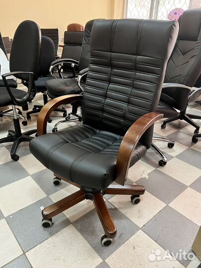 Кресло, новое с выставки, Атлант эко, дерево натур