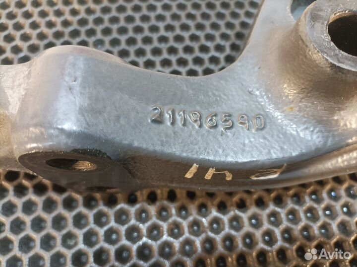 Кронштейн кабины Renault T, Volvo FH, Volvo FM