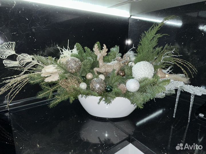 Новогодняя композиция из нобилиса