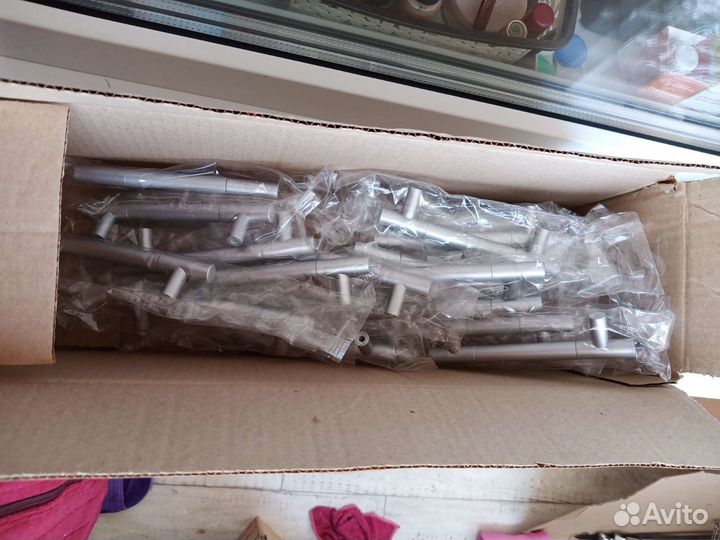 Мебельные ручки