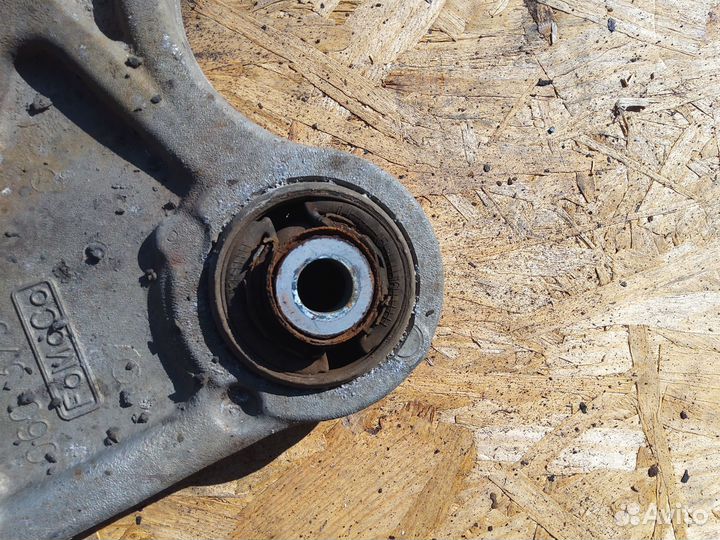 Рычаг подвески нижний передний Ford Mondeo 5