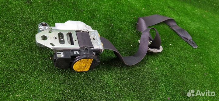 Ремень безопасности передний левый Lexus Es350