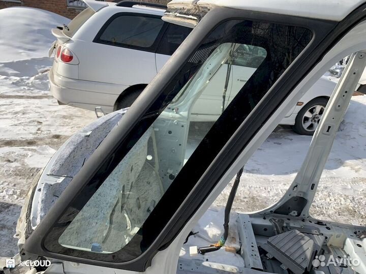 Форточка кузова на daihatsu tanto LA600S LA610S kf