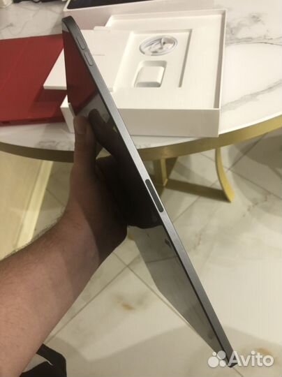 iPad Pro 12.9 M1 5 поколения идеал