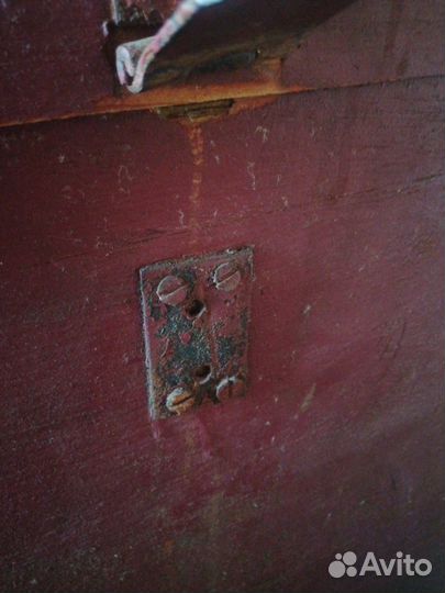 Сундук деревянный старинный