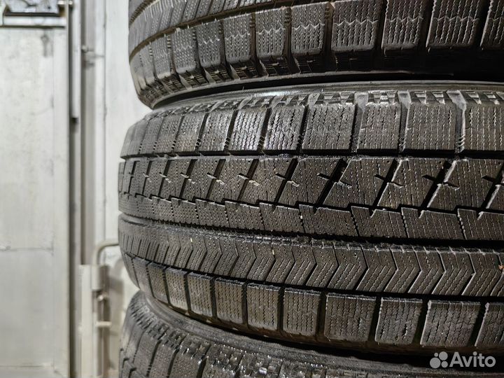 Bridgestone Blizzak VRX 205/60 R16 92S