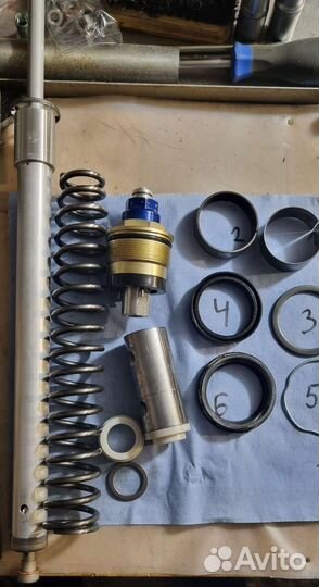 Перья вилки suzuki gsxr 750 y,k1,k2,k3