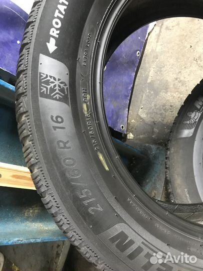 Michelin Alpin 6 215/60 R16 99H