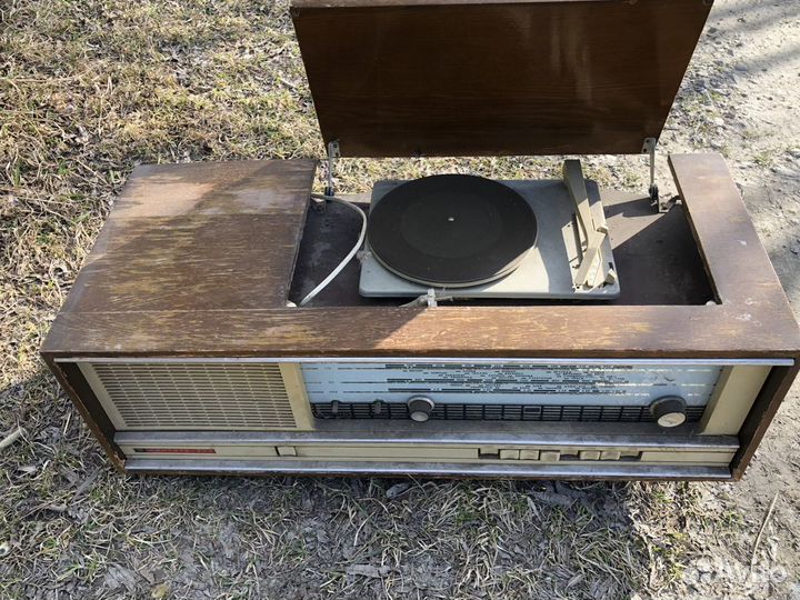 Радиола кантата 203