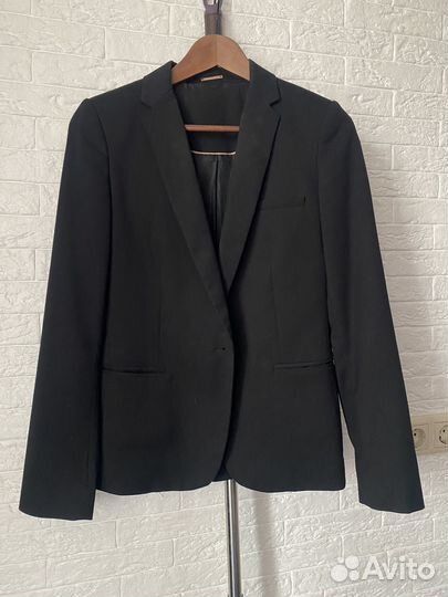 Пиджак женский Mango