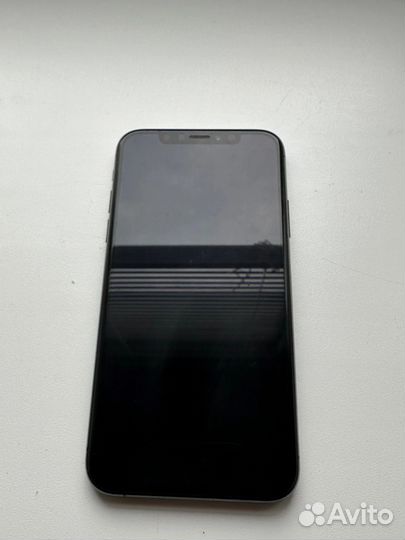 iPhone Xs, 64 ГБ