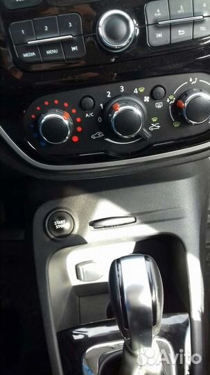 Renault Kaptur 2.0 AT, 2017, 63 000 км