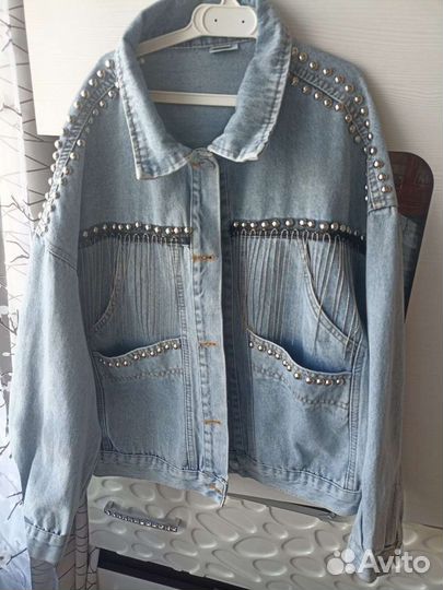 Джинсовая куртка