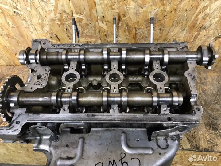 Головка блока цилиндров правая Audi A7 4G 3.0 2011