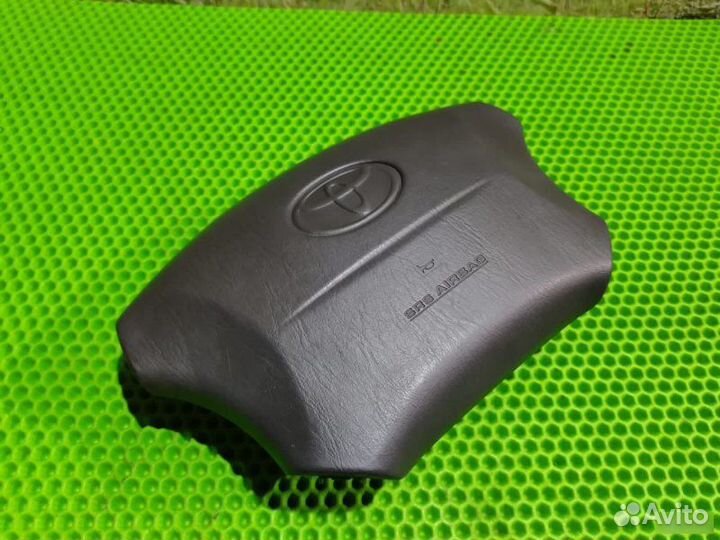 Подушка безопасности в руль Toyota Land Cruiser