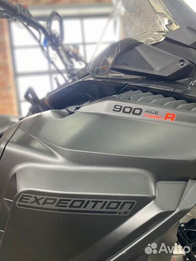 BRP Expedition LE 24 900 ACE Turbo R SWT