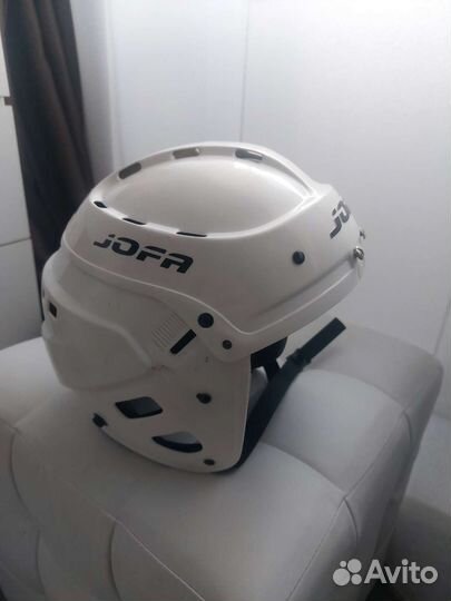 Шлем Jofa коньки CCM