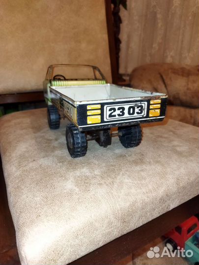Железная игрушка грузовик Урал СССР