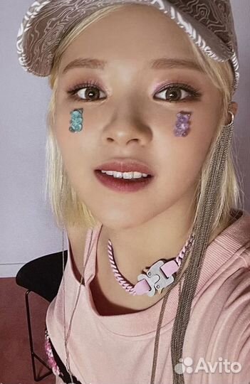 Карточка twice formula of love