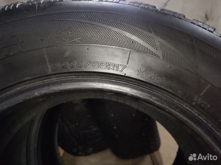 Nankang SW-7 235/65 R17 104T