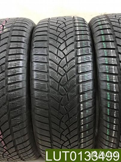 Goodyear UltraGrip Performance Gen-1 225/55 R17 97H