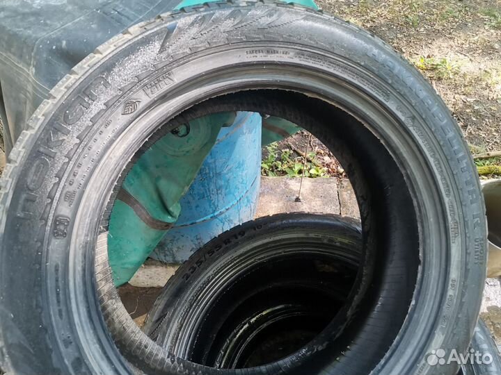 Nokian Tyres Hakkapeliitta R 235/55 R19 204G