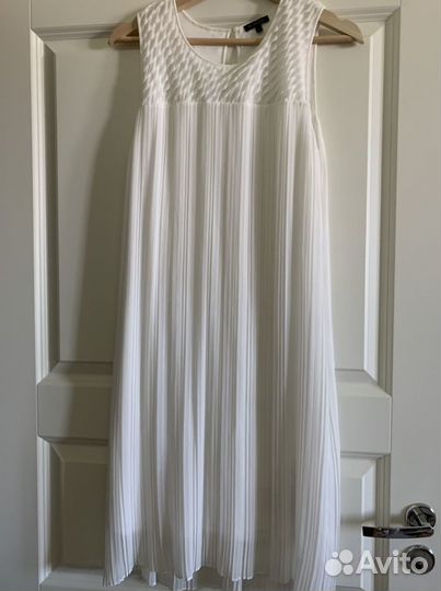 Платье белое Massimo Dutti