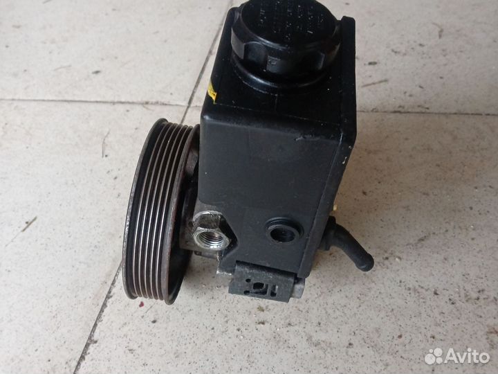 Запчасти на mercedes 605 ом 602ом