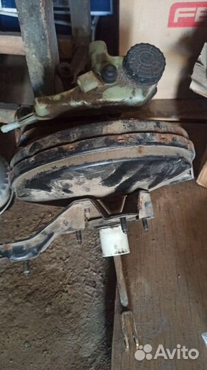 Вакуумный усилитель тормозов