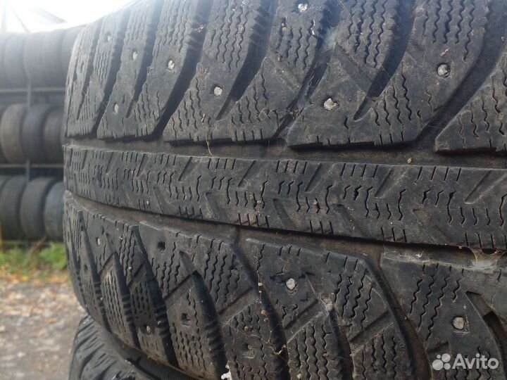 Bridgestone Ice Cruiser 7000 205/55 R16