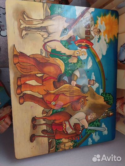 Детский стол и стулья