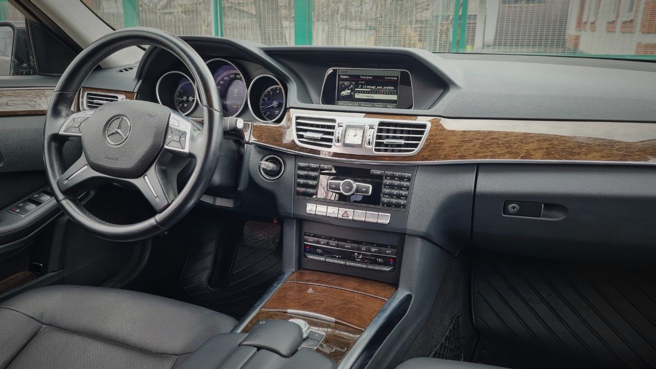Mercedes-Benz E-класс: фото владельца
