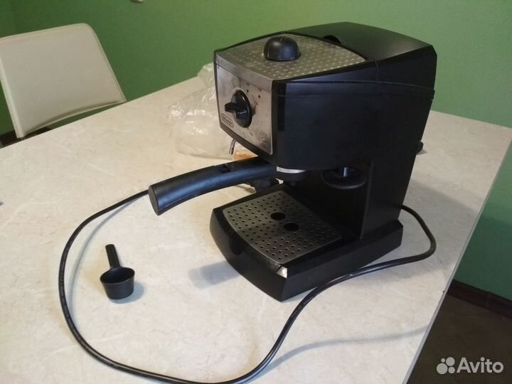 Кофеварка кофемашина DeLonghi EC155