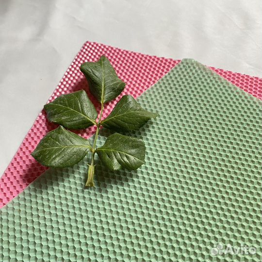 Натуральная цветная вощина разного цвета