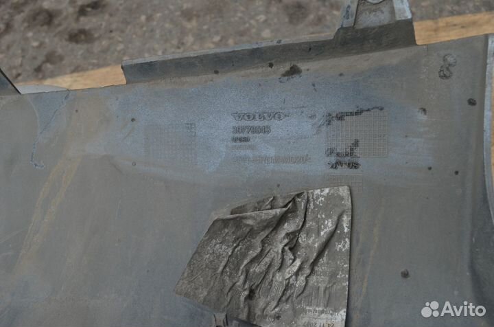 Спойлер заднего бампера вольво XC70 2008