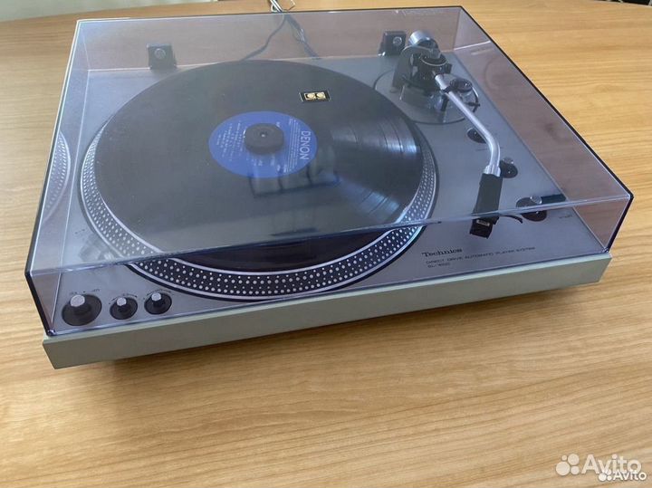 Проигрыватель винила Technics SL-1600